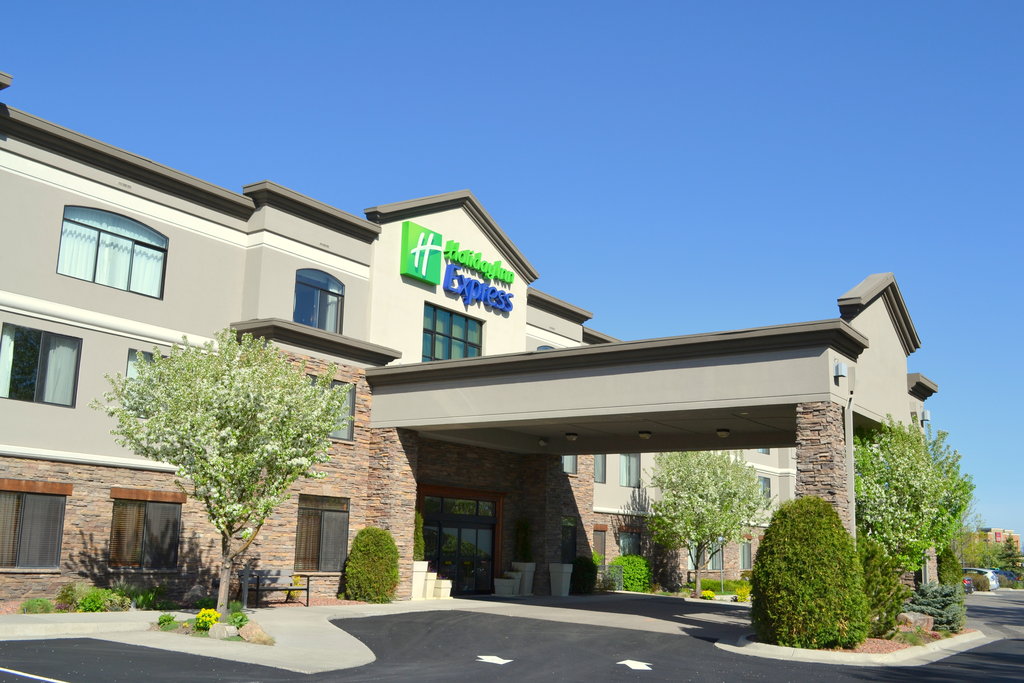 The Holiday Inn Express & Suites in beautiful Bozeman!
