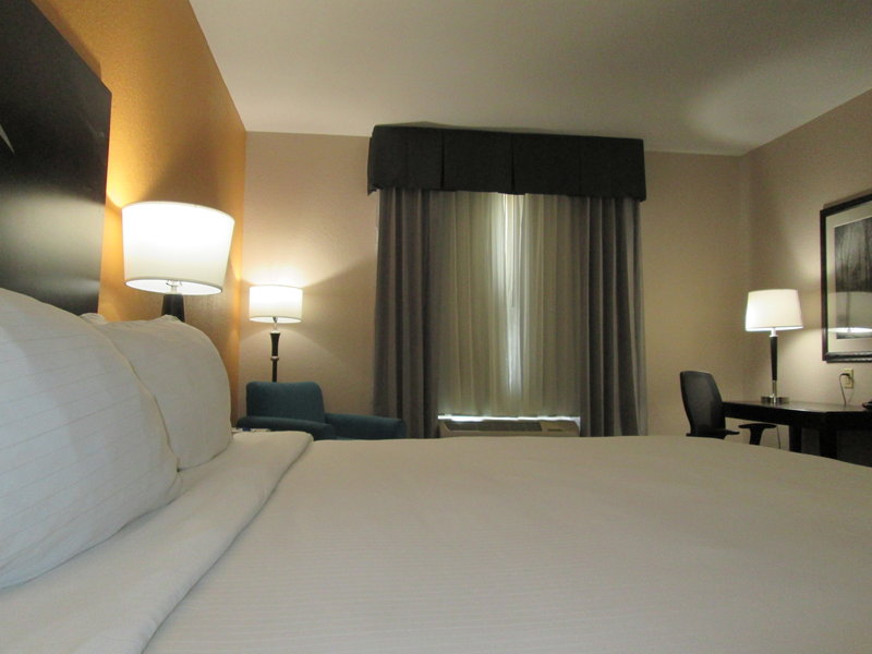 HOLIDAY INN EXP STES FT STOCKT