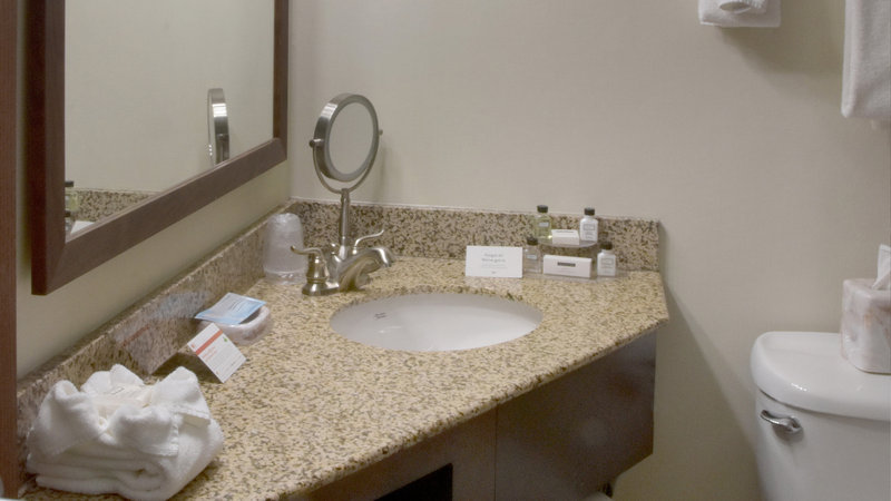 CROWNE PLAZA MIDDLEBURG HEIGHT