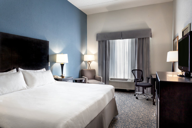 HOLIDAY INN EXP STE ARCADIA