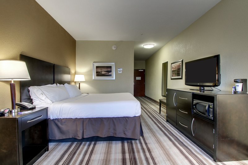 Holiday Inn Express Hotel & Suites Natchez South West