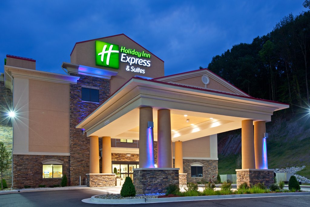 Holiday Inn Express & Suites-Ripley, WVHotel Exterior