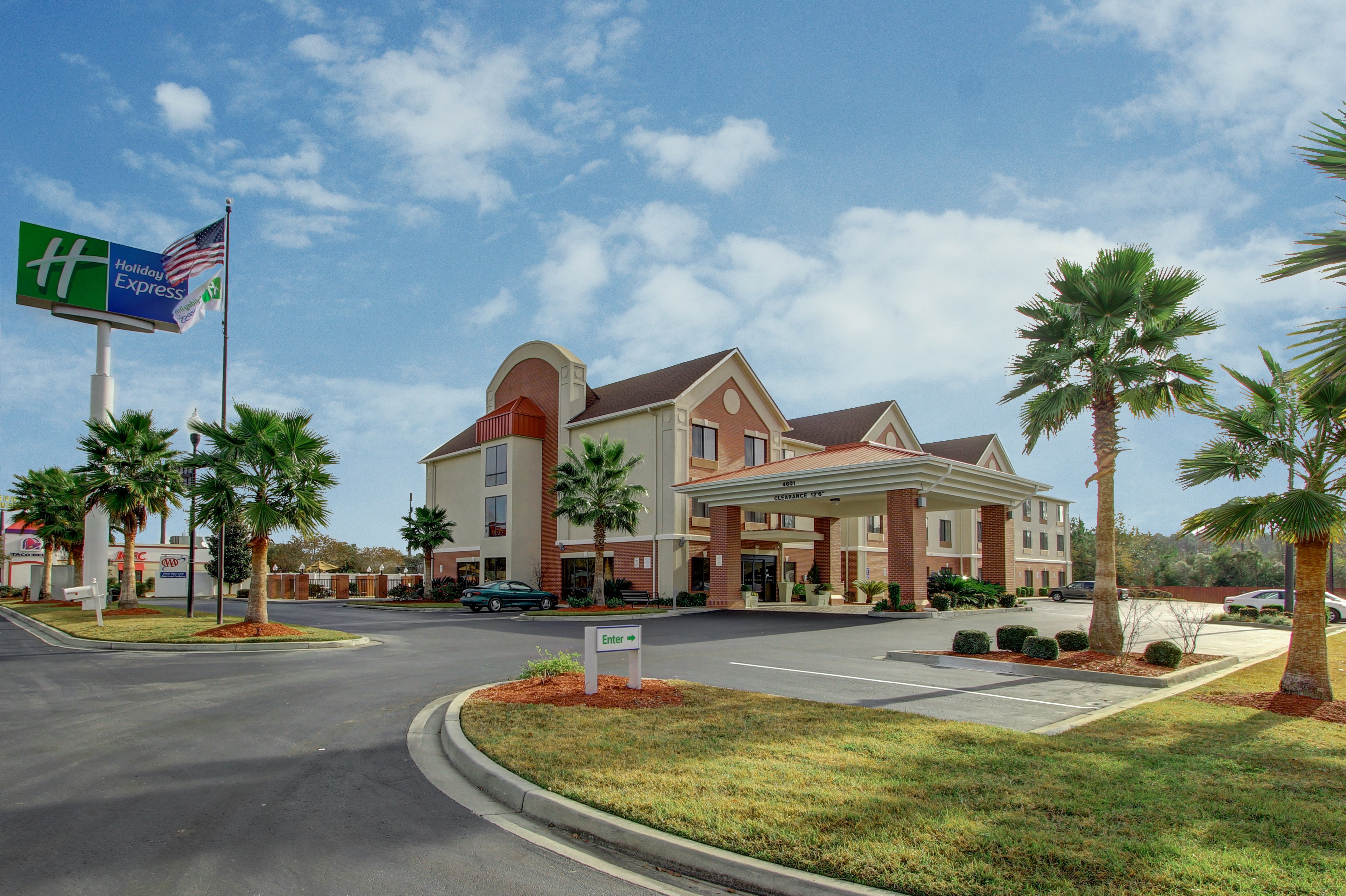 Holiday Inn Express Savannah S I95