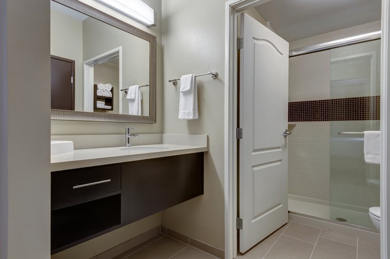 Staybridge Suites St Louis – Westport