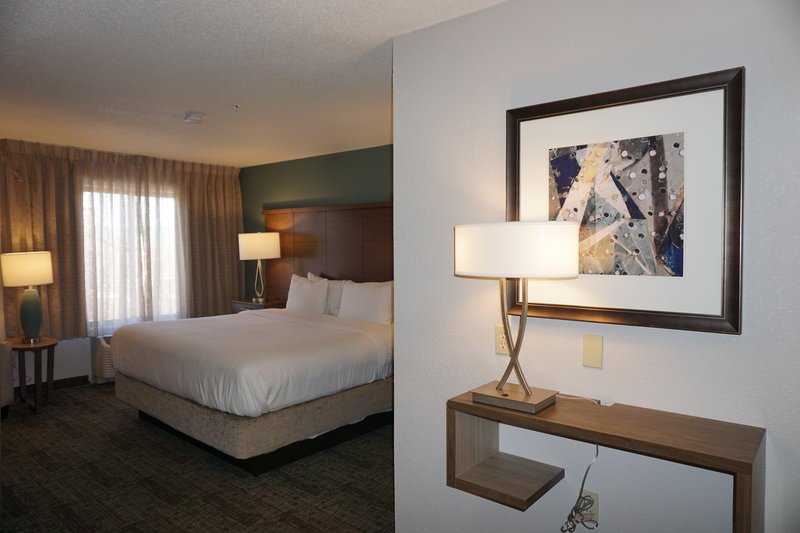 STAYBRIDGE SUITES COLUMBIA