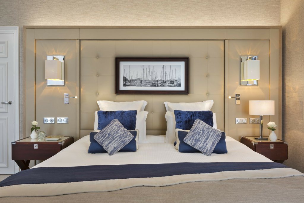 Guest photo