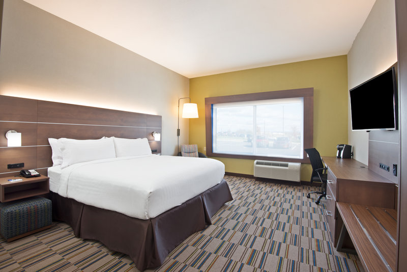 Holiday Inn Express and Suites UNIONTOWN