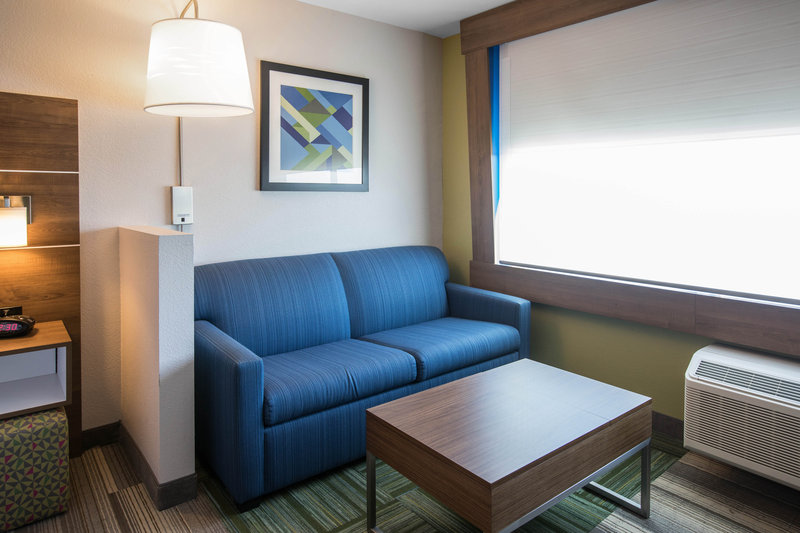 Holiday Inn Express and Suites Ludington