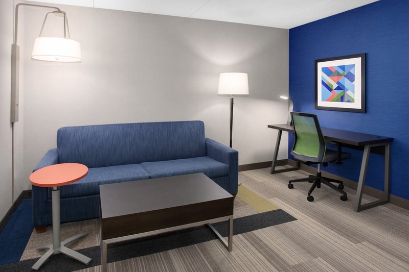 SABLE OAKS SUITES