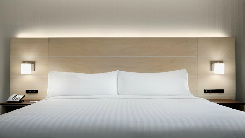 Holiday Inn Express Williamsbrg Busch Gardens Area