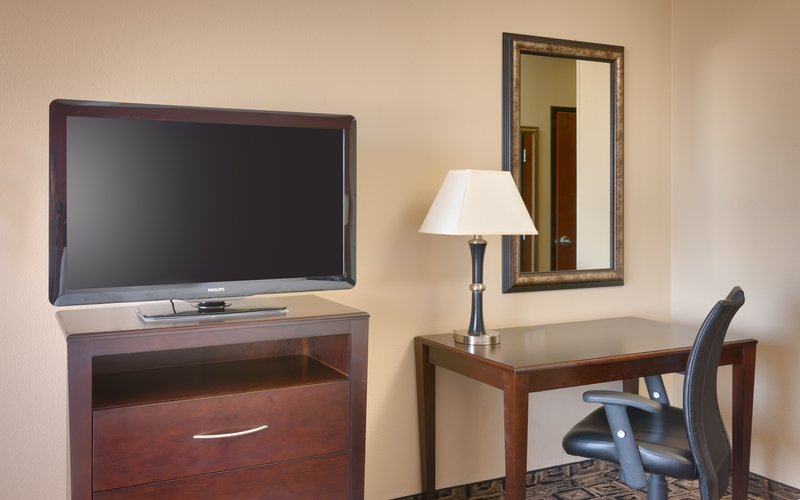 HOLIDAY INN HTL STES AIRPORT W