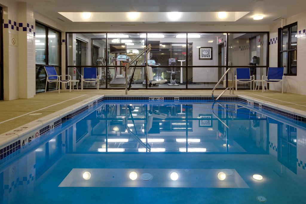 Holiday Inn Express & Suites MEADOWLANDS AREA, Bergen