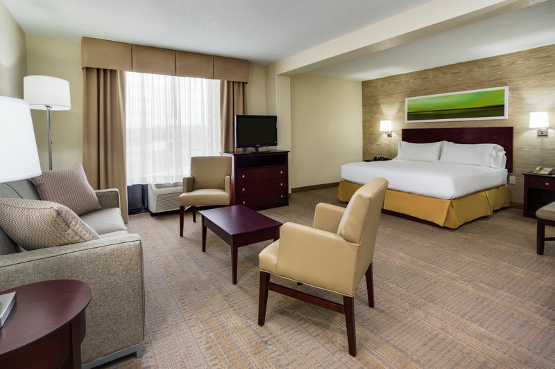 HOLIDAY INN EXPRESS WILKESBORO