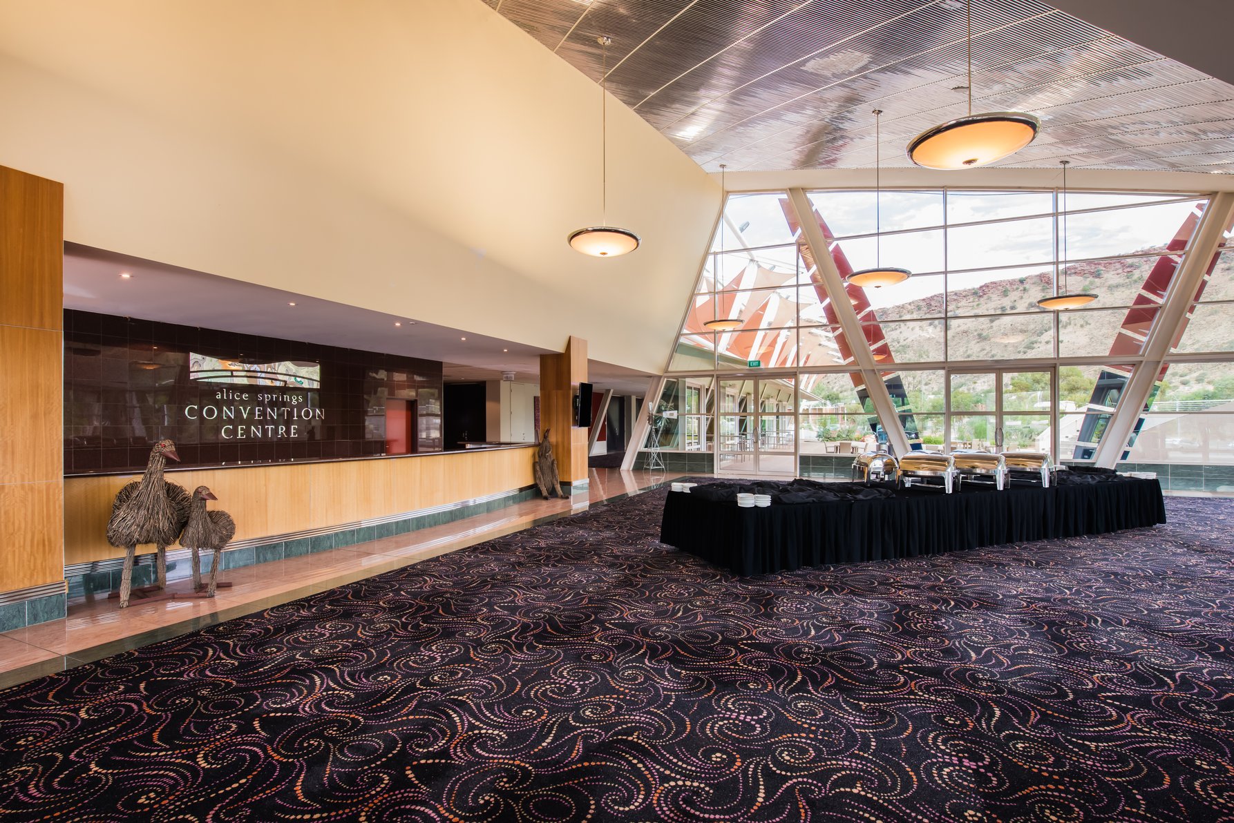 Crowne Plaza Alice Springs Lasseters, an IHG Hotel - Entrance