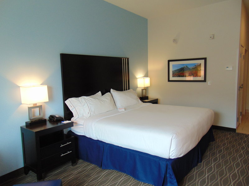 Holiday Inn Express & Suites SPRINGVILLE