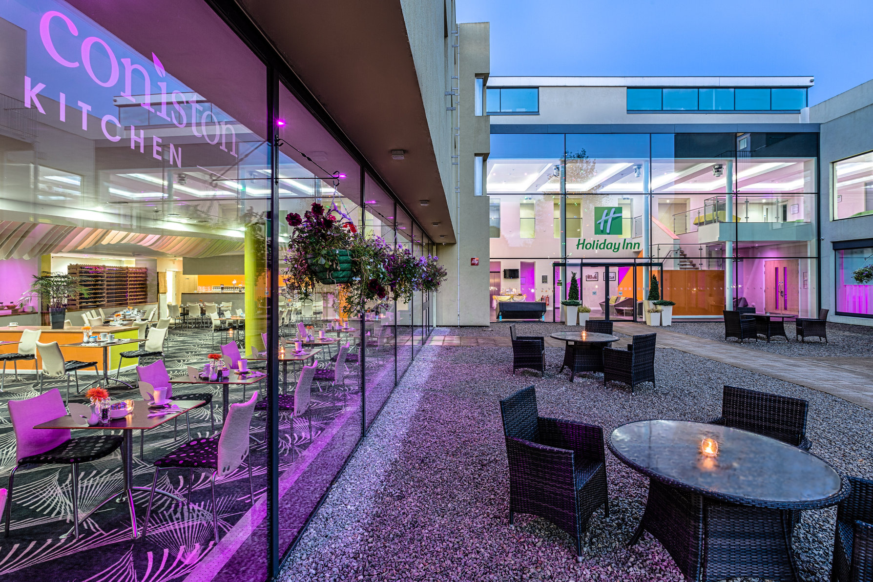 Holiday Inn Sittingbourne Courtyard