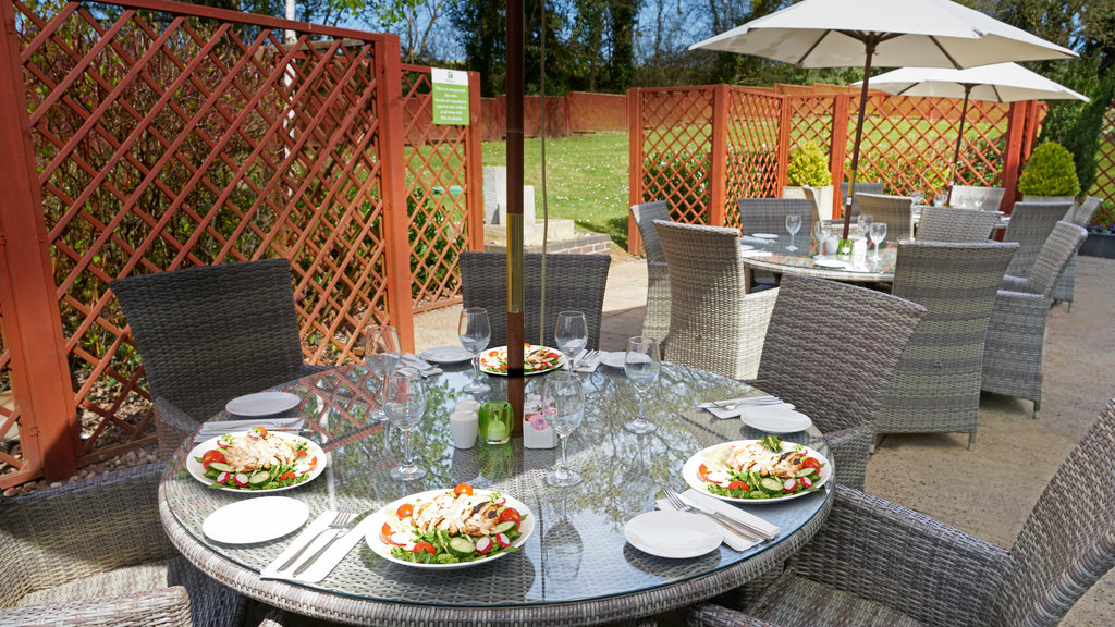 Guest Patio Area