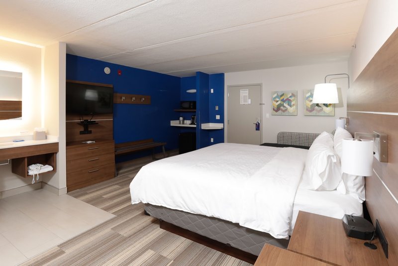 HOLIDAY INN EXP STES TEMPE