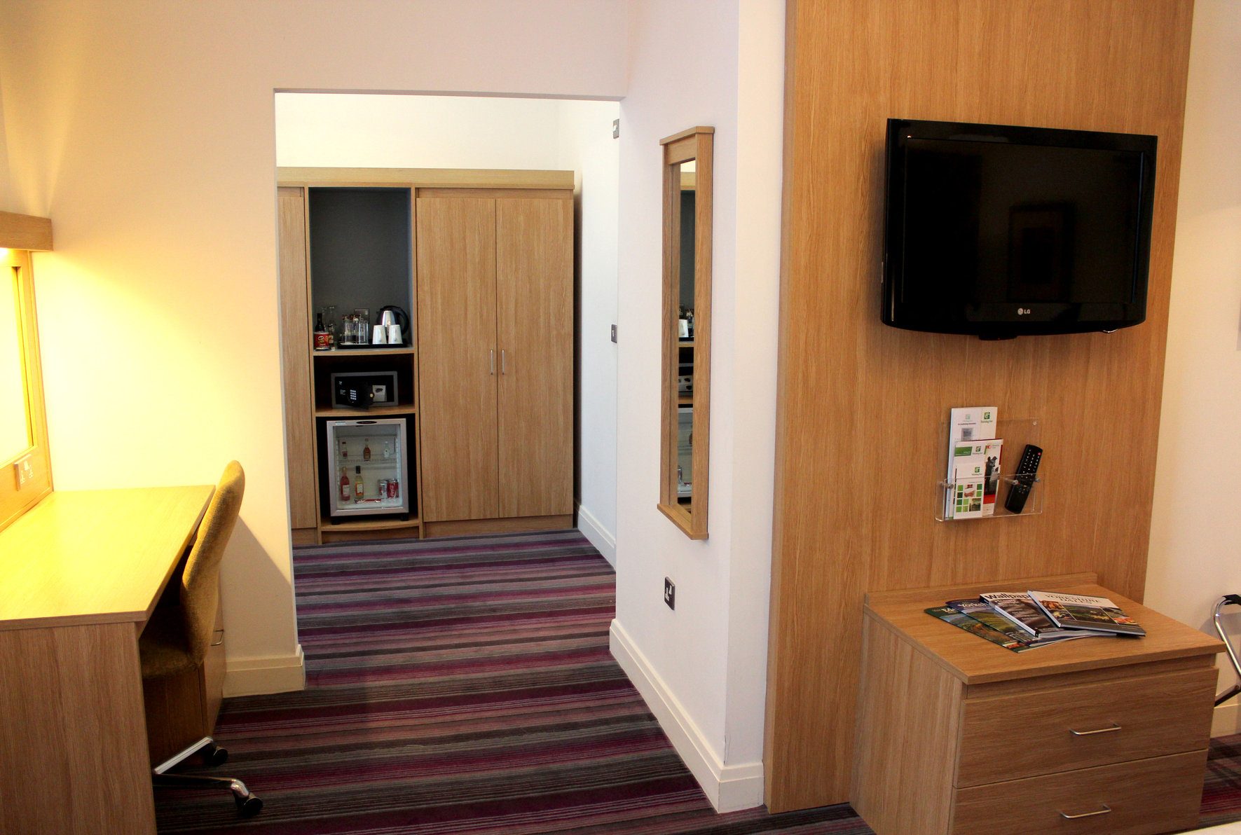 Holiday Inn DARLINGTON - A1 SCOTCH CORNER Room Type - 2 Single Beds Executive