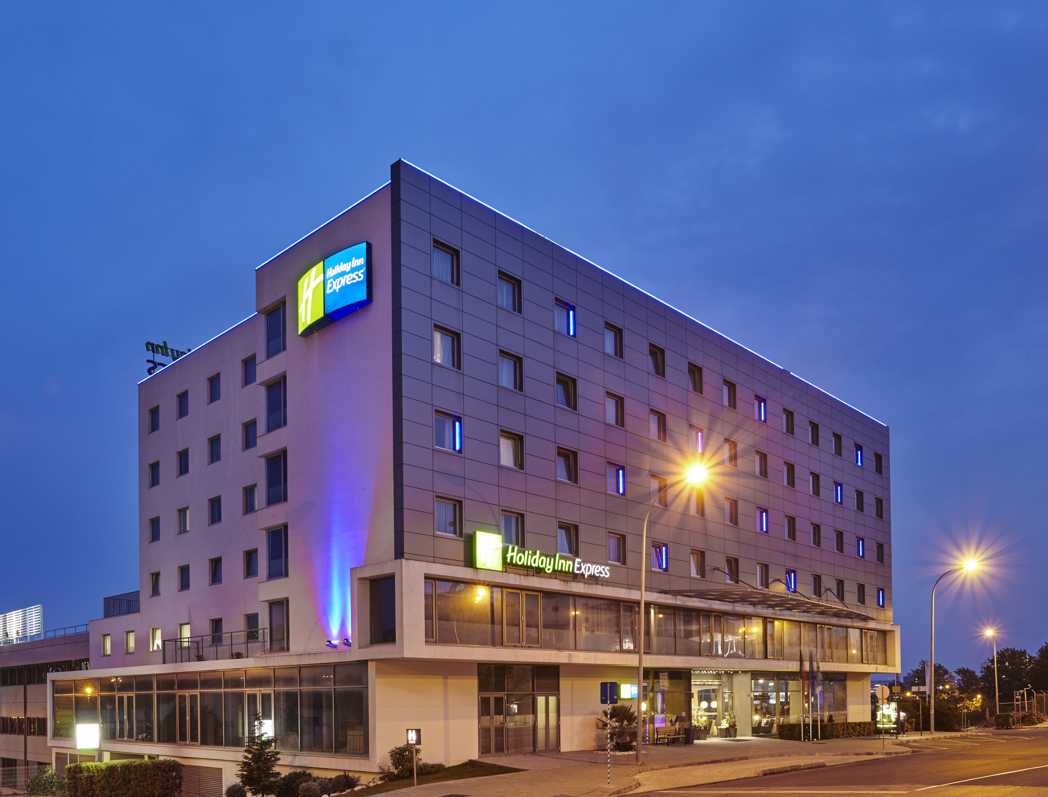 Holiday Inn Express Lisbon Alfragide