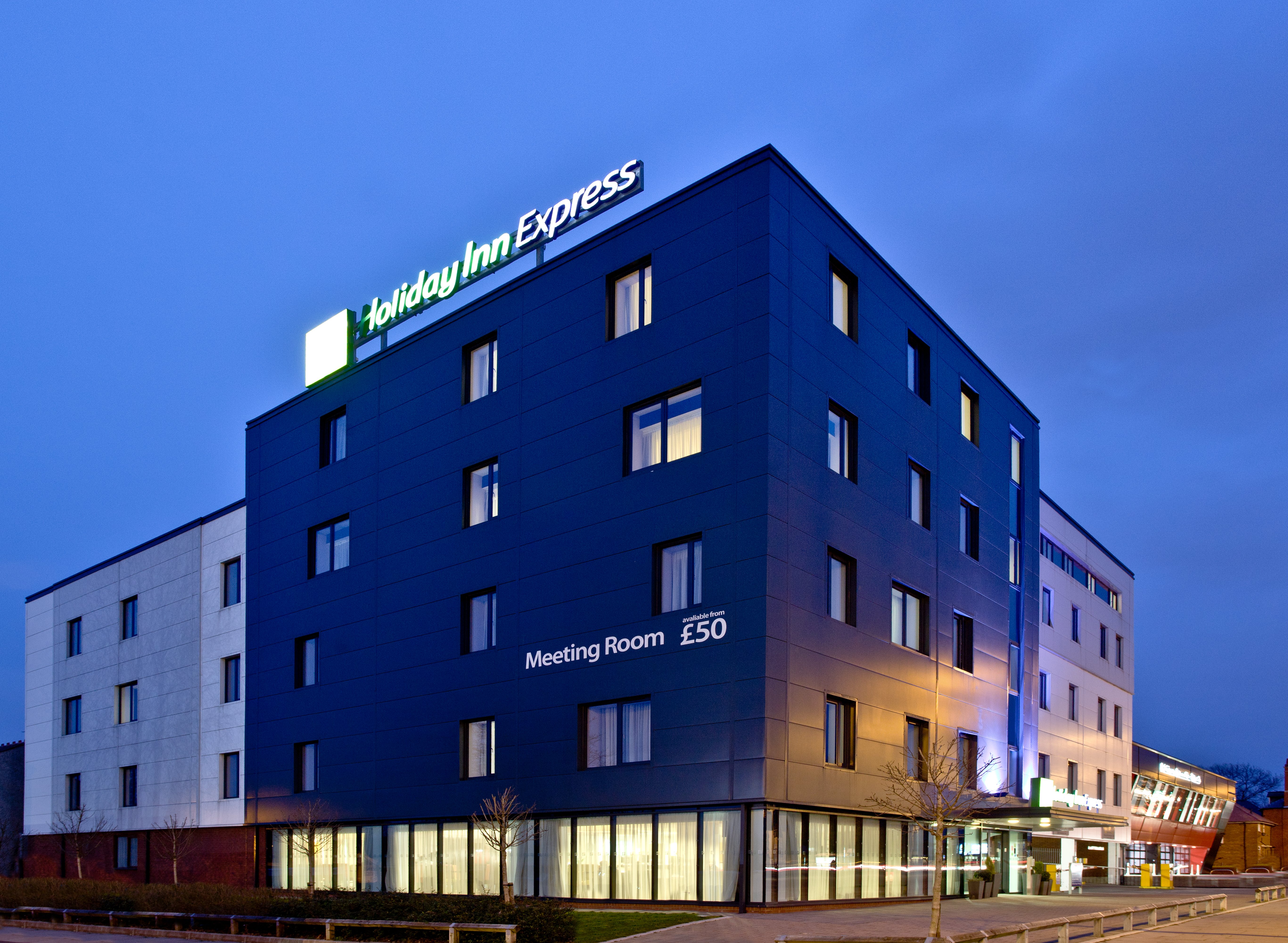 Holiday Inn Express South A45