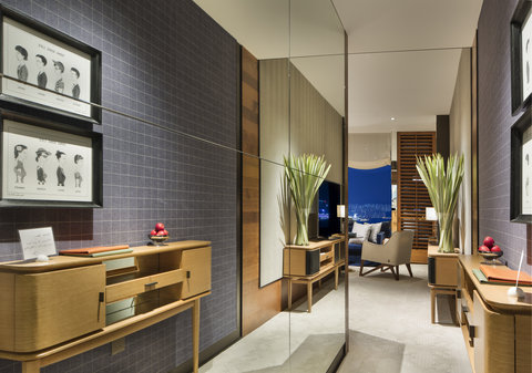 Rosewood Hong Kong Harbour View Room Entrance View