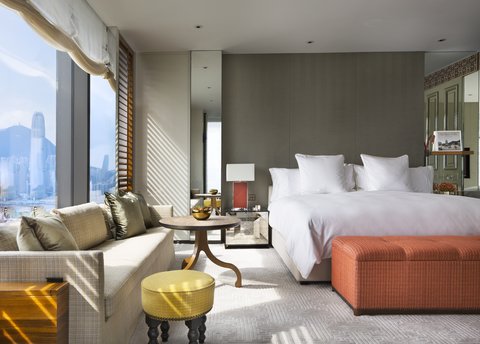 Rosewood Hong Kong - Harbour Corner Suite