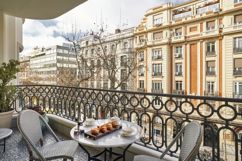 Divine Suite Terrace Velázquez View