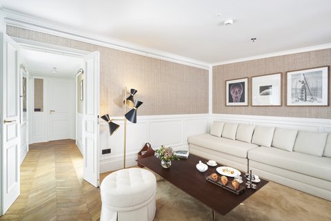 Bless Wellbeing Terrace Villa with Jacuzzi