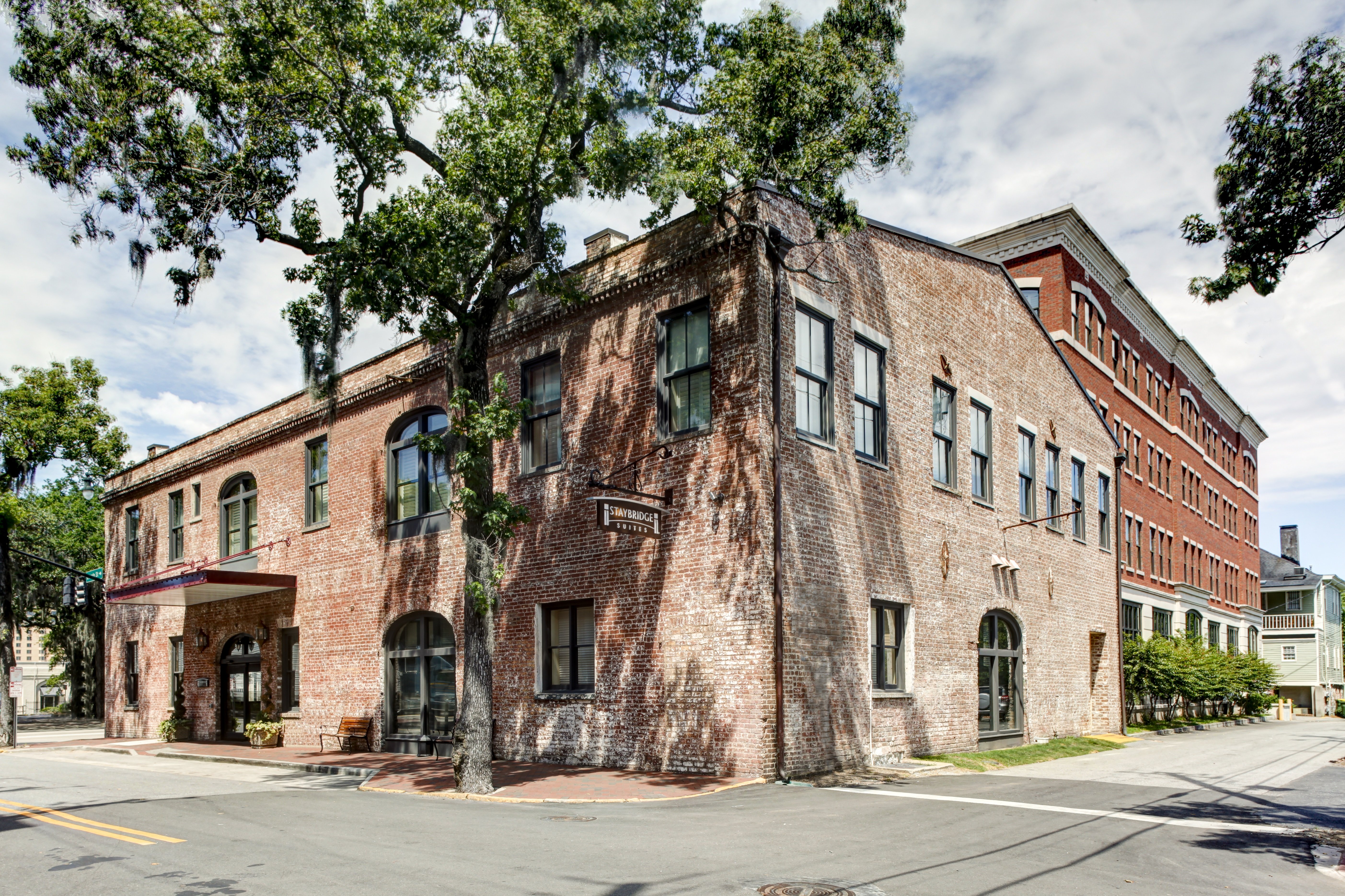 Staybridge Suites Savannah Historic Dist