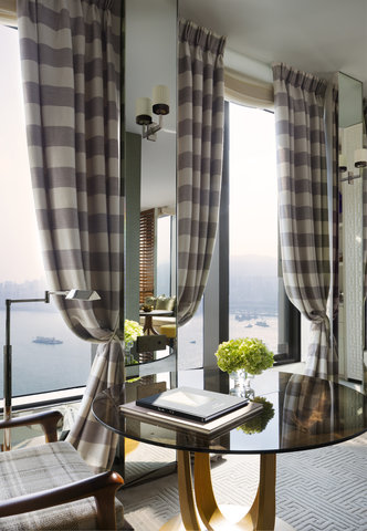 Rosewood Hong Kong Harbour Corner Suite Ante Room