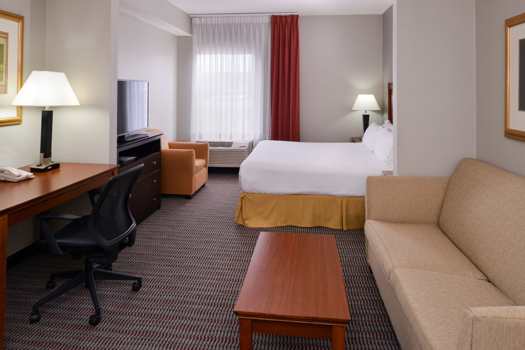 Holiday Inn Express & Suites NORTH LITTLE ROCK, Pulaski