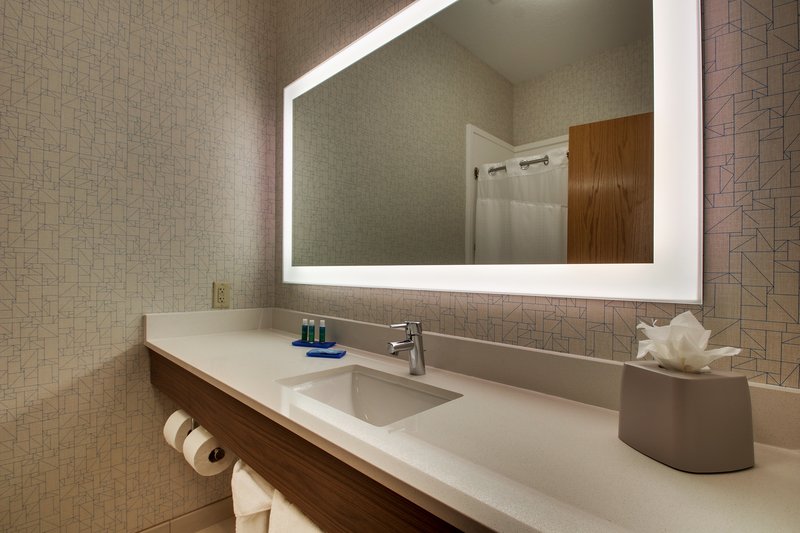 HOLIDAY INN EXP STES MORRIS