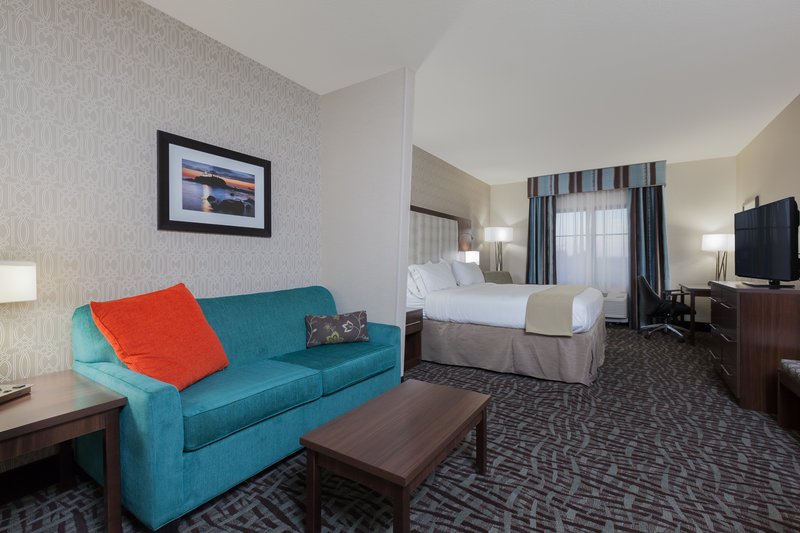 Holiday Inn Express and Suites Eureka