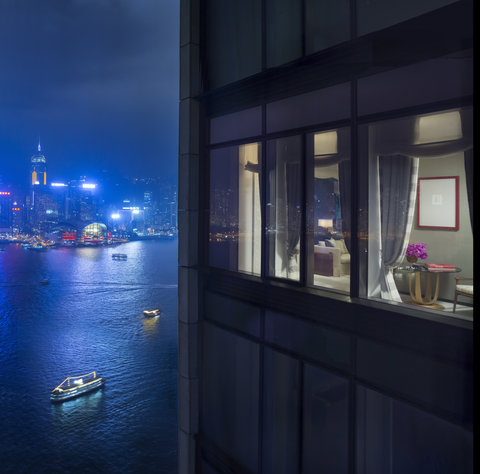Rosewood Hong Kong Harbour Corner Suite Ante Room