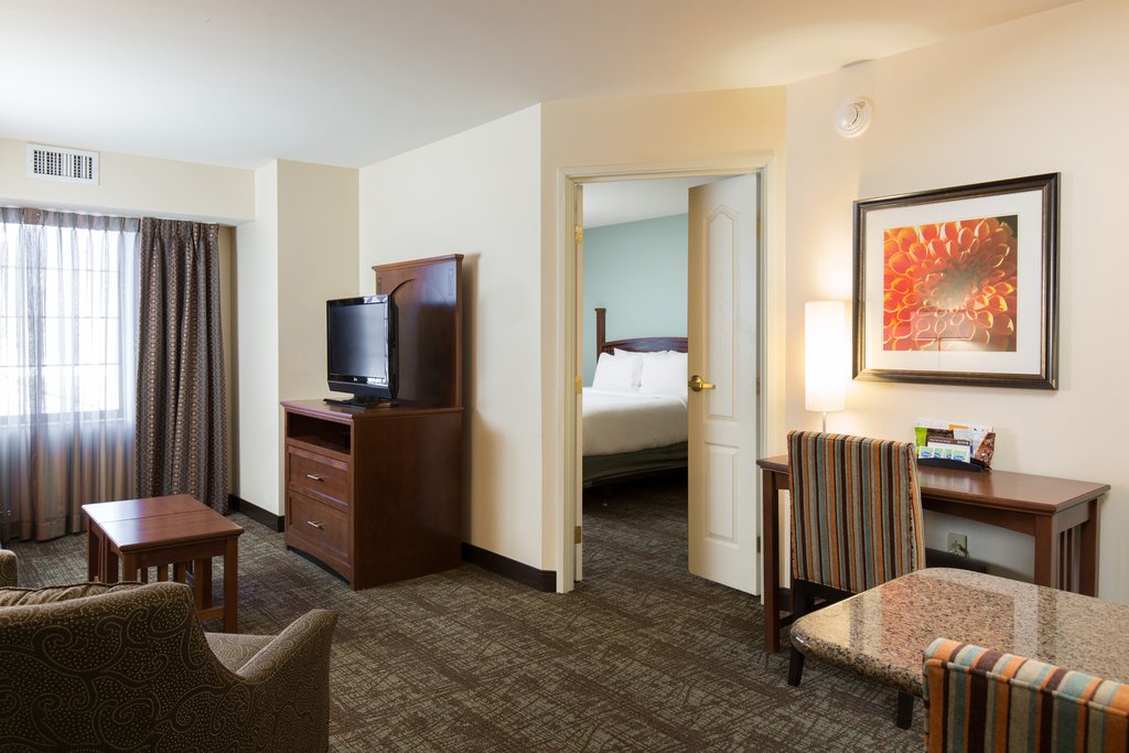 Staybridge Suites Chandler Room Type - 1 King Bed 1 Bedroom Suite Comm Access