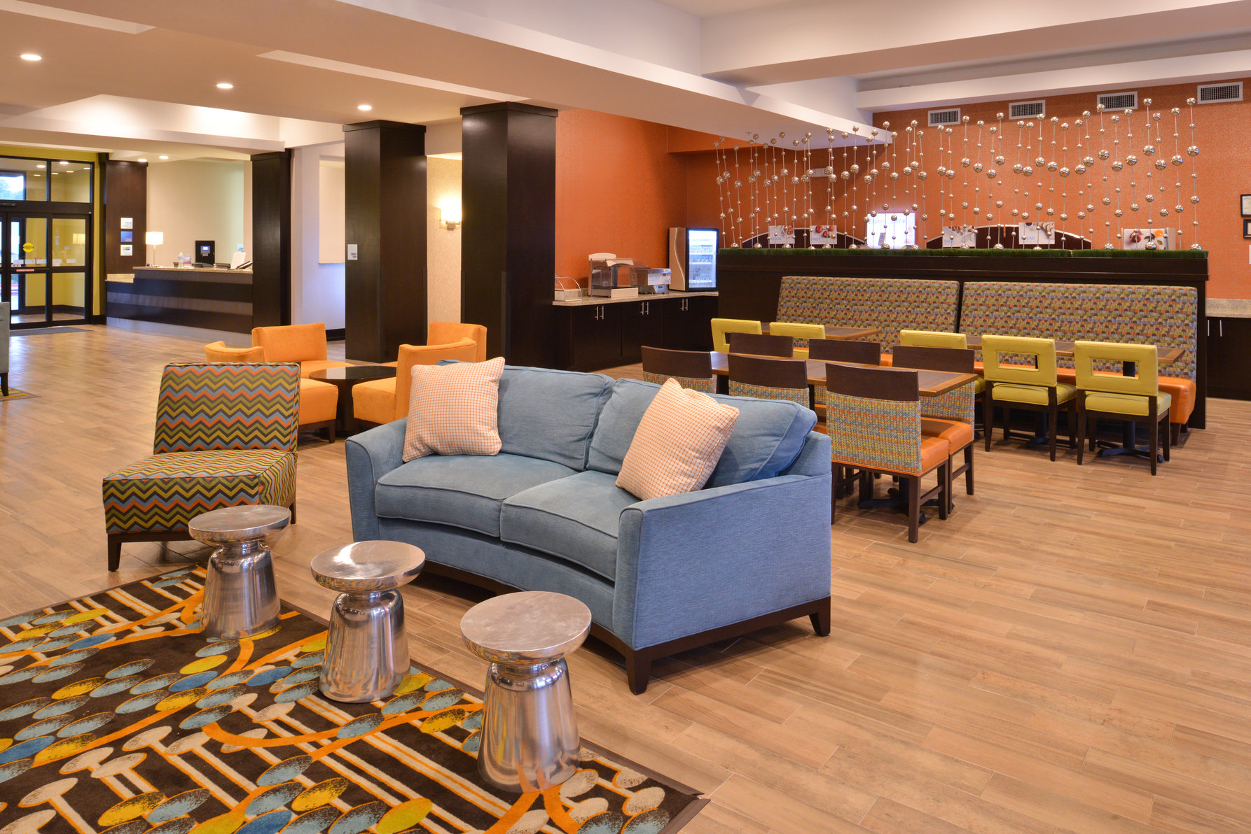 Breakfast Lobby