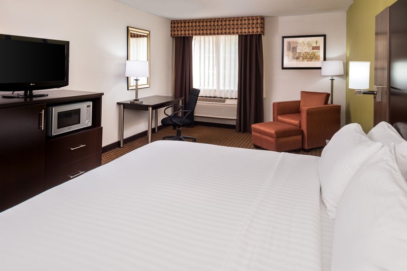 HOLIDAY INN-EXP BUCYRUS
