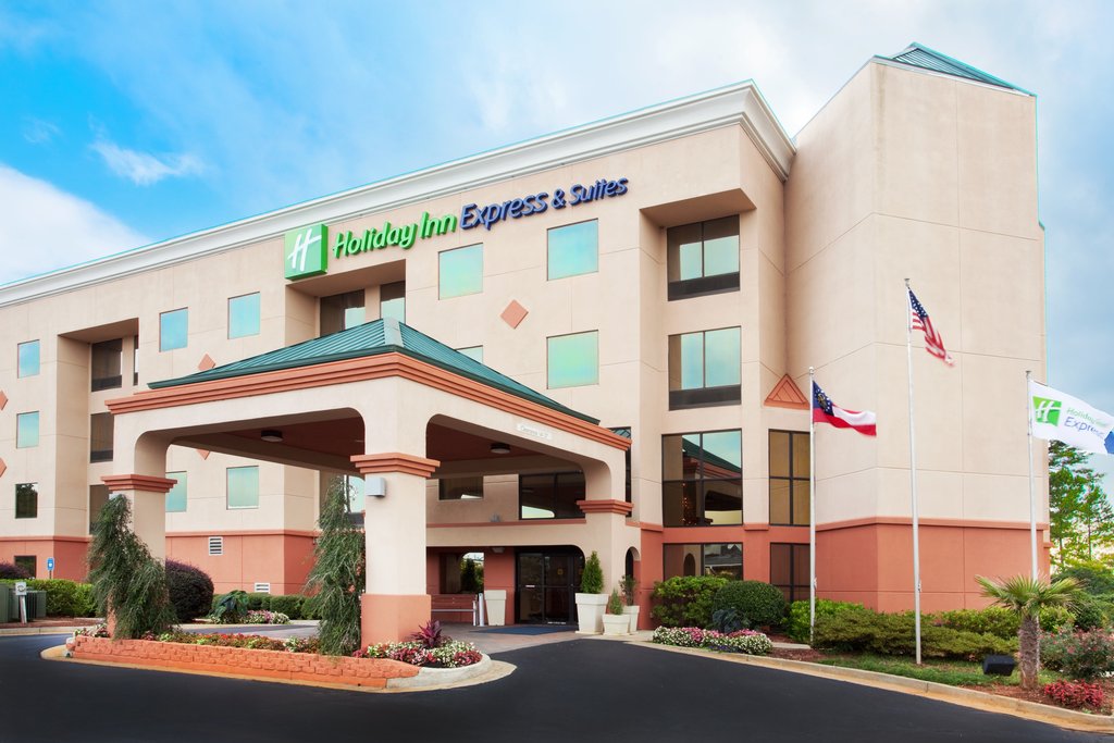 Hotel Exterior - Holiday Inn Express Lawrenceville, GA