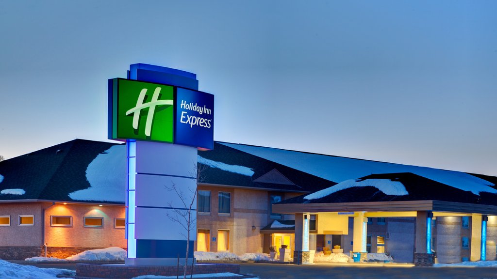 Welcome to the Holiday Inn Express Dryden