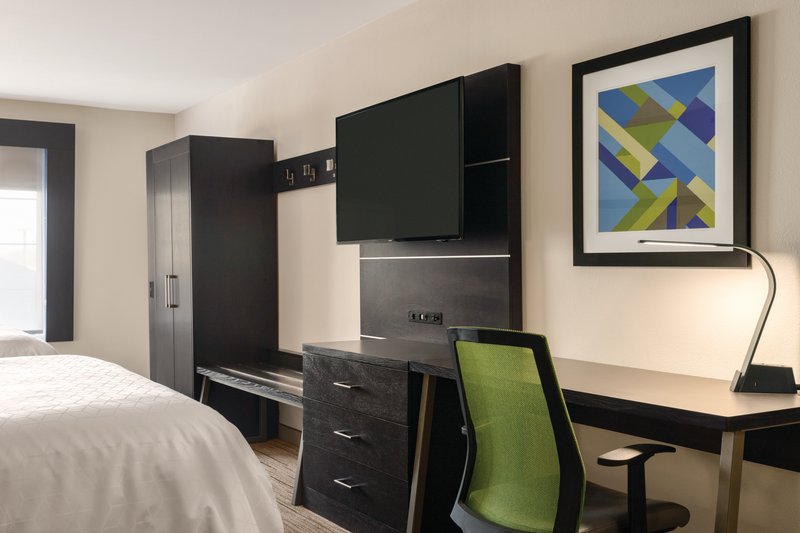 HOLIDAY INN EXP STES FORT SILL