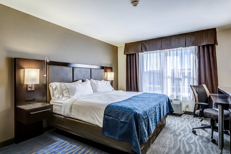Holiday Inn Express St. Louis West – O’Fallon