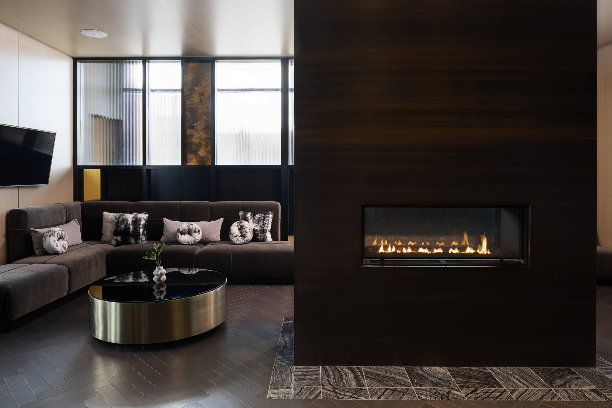 The Oaklander Hotel Autograph Collection