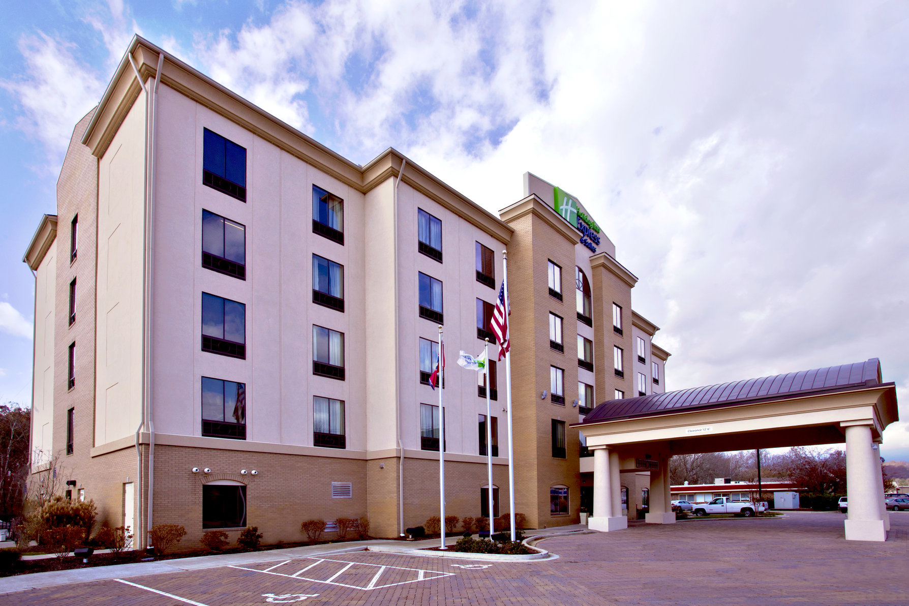 Day Exterior