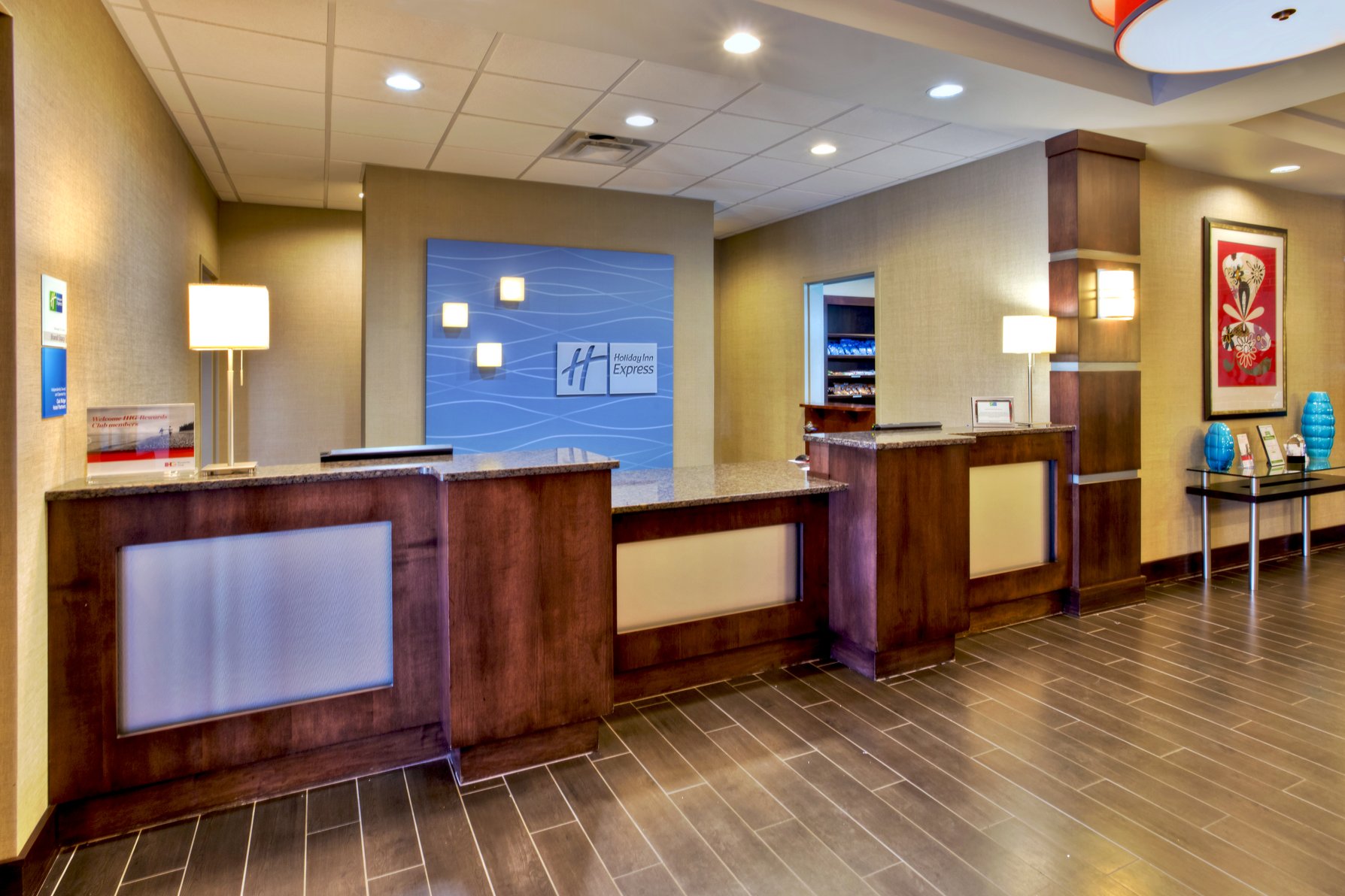 Welcome to the Holiday Inn Oak Ridge