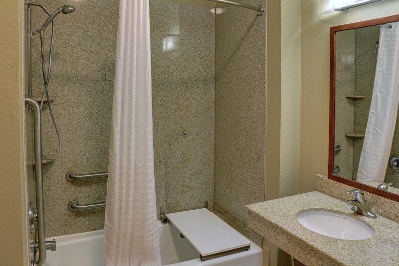 CANDLEWOOD SUITES TEXARKANA