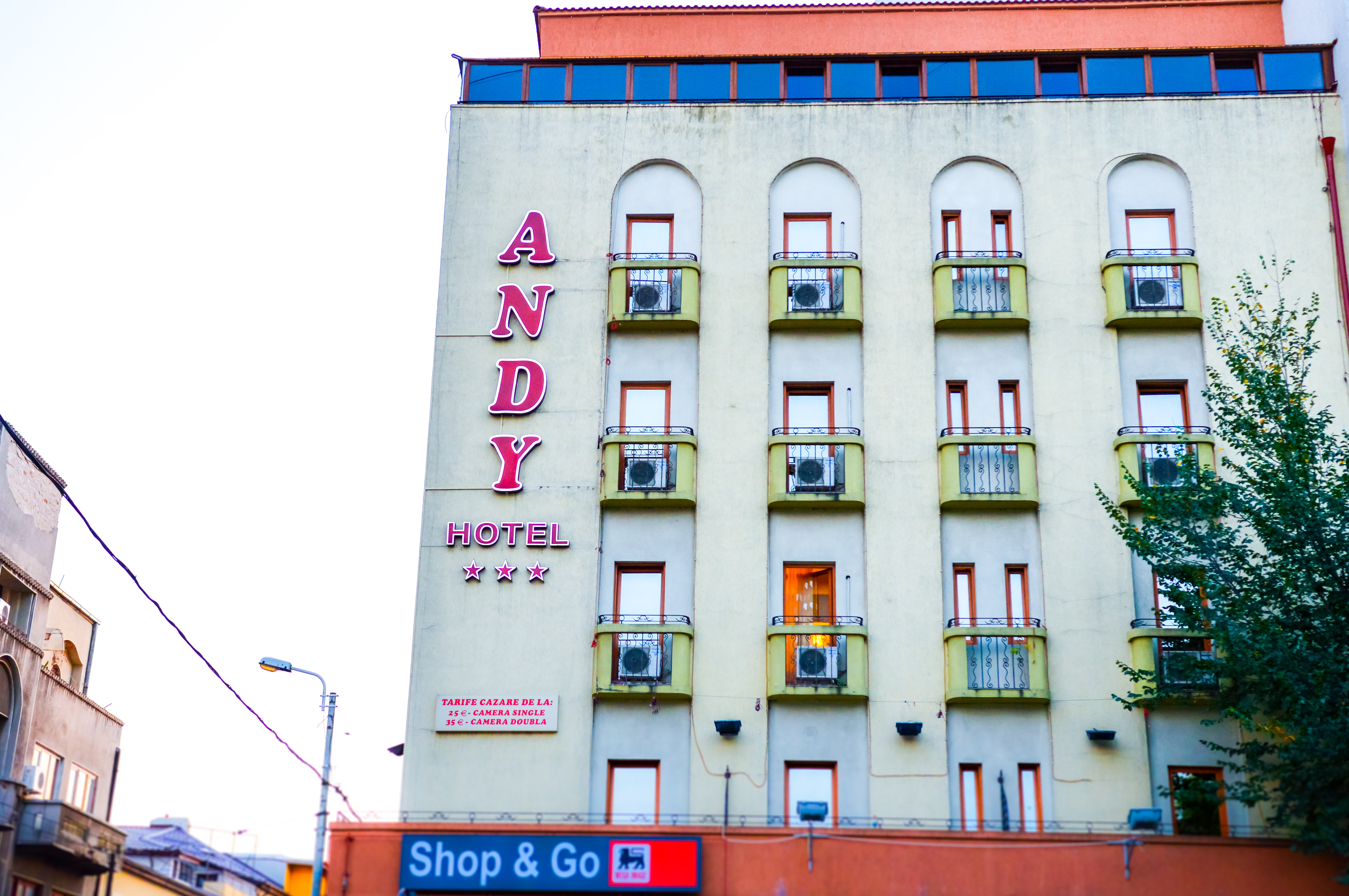 Andy Hotel