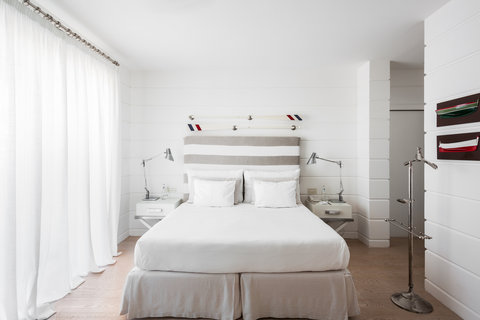 Superior Sea Side Bedroom