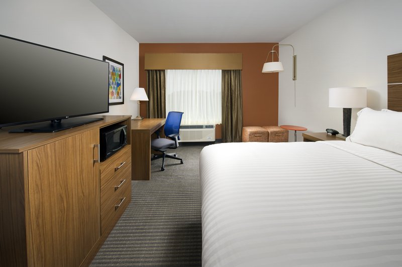 Holiday Inn Exp Stes Bay City