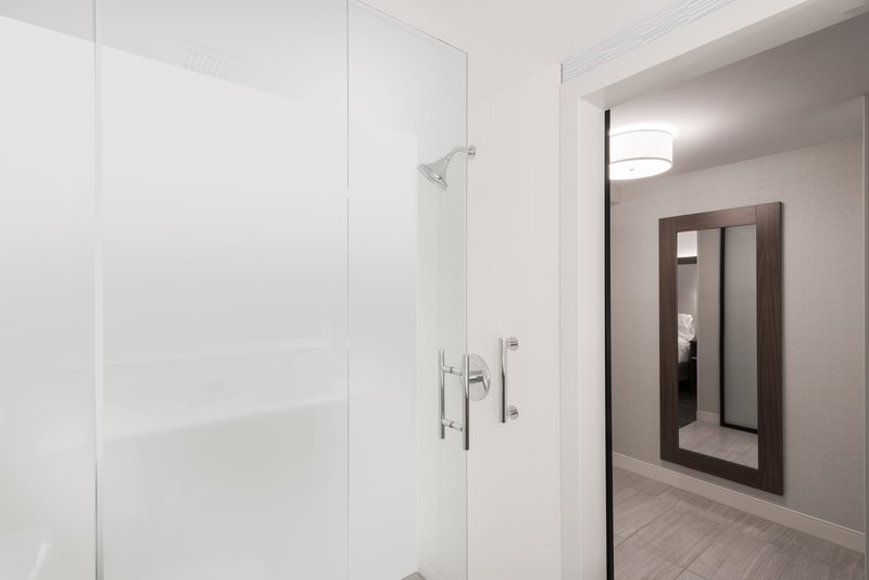 HOLIDAY INN EXPRESS WALTHAM